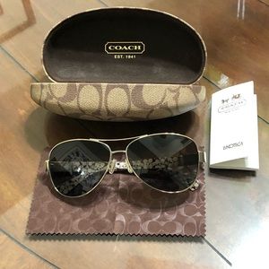 Coach Aviator sunglasses